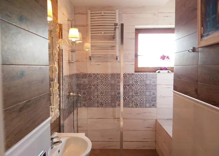 Rumiankowy Airport *