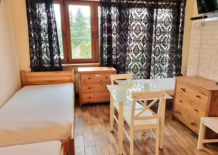 Rumiankowy Airport * Vratislav