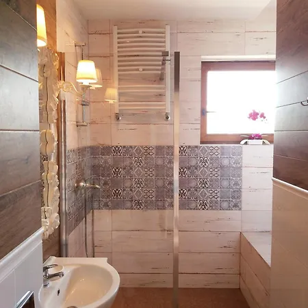 Rumiankowy Airport *