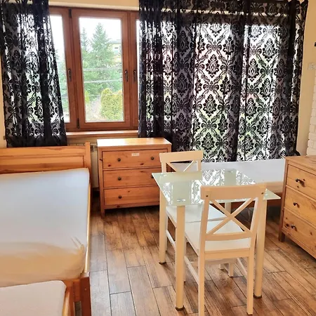 Rumiankowy Airport * Vratislav